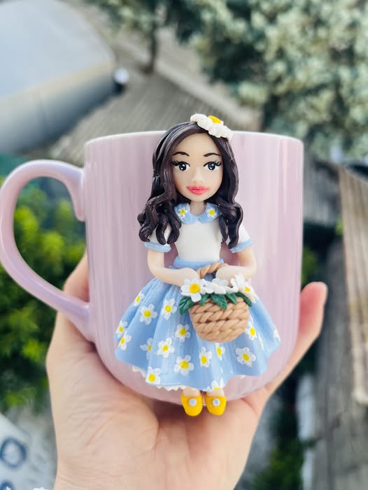 Daisy Girl Mug